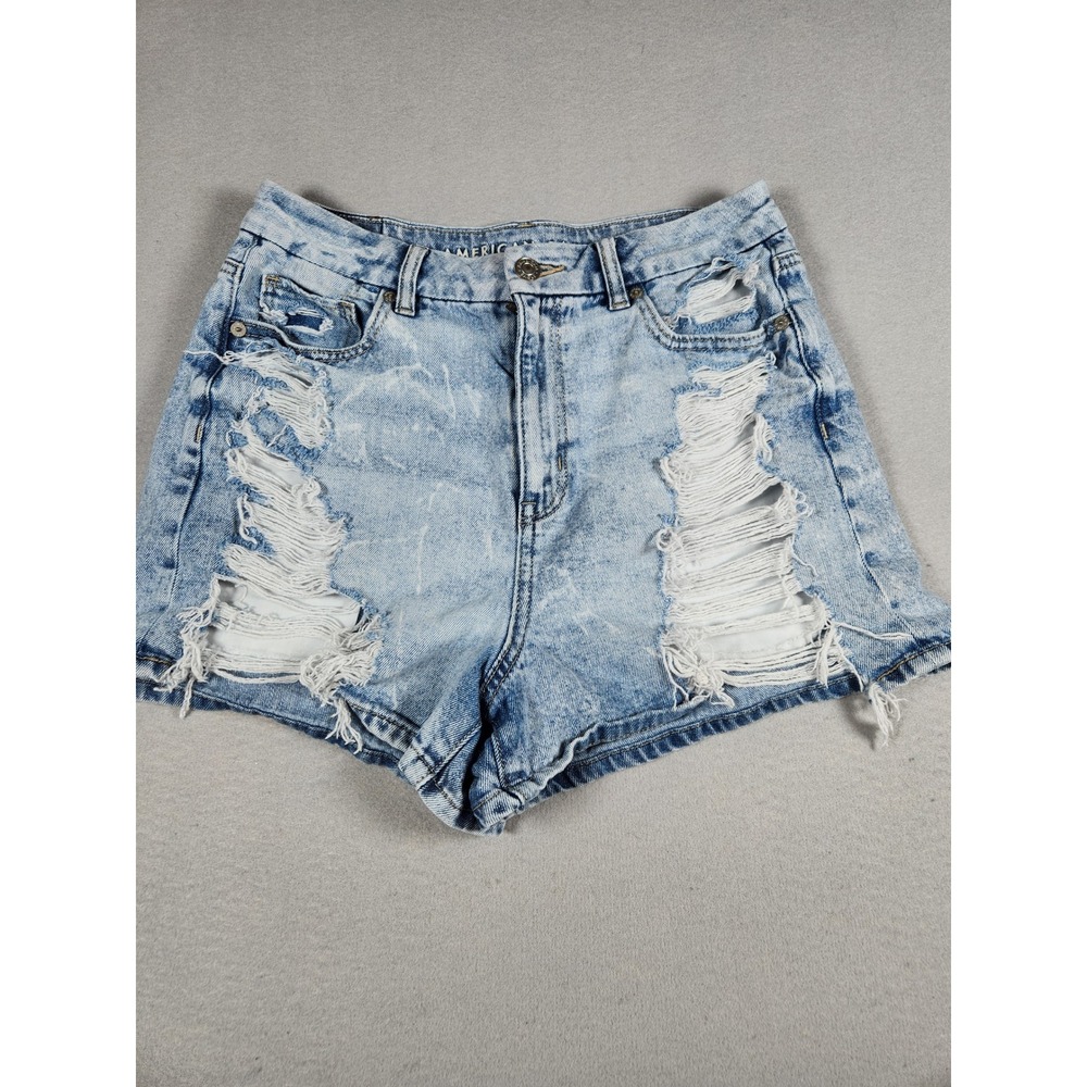 American Eagle Distressed High Waisted Denim Shorts Light Wash Size 4